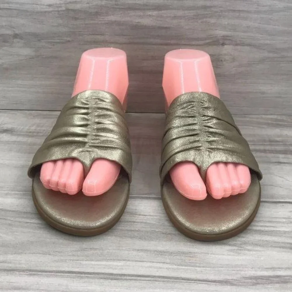 Nurture Sandals Womens 8 M Gold Leather Thong Slip On Shoes